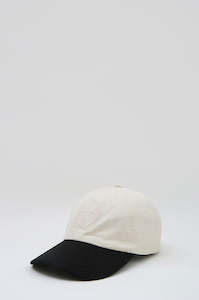 cap: contrast cap / black|ecru