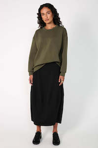 Long Weekending: line sweat / khaki