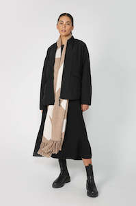 Scarves: scattered scarf / cappuccino