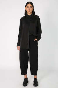 Cocoon: ahead tailored pant / black
