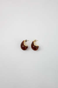 Jewellery: amber dome earring / amber|gold