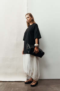 beyond skirt / calico cream crinkle