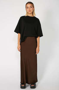 column bias maxi skirt / chocolate brown