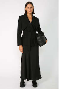 frame bias skirt / black