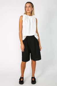 finite short / black