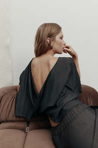 Sets: truss crop / ink melange