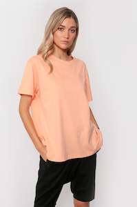 kiss guy tee / peach orange