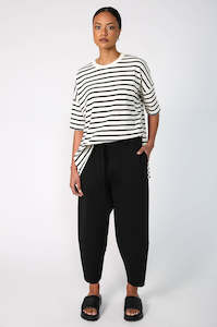 Long Weekending: step up tee / buttermilk |black stripe
