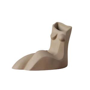 La Donna Vase Collection: Evelina Body Vase - Blush