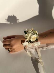 School Ball: Wrist Corsage