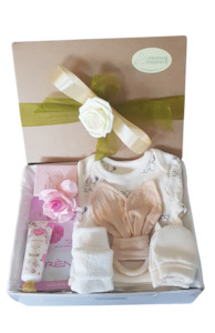 Gift Box: Baby & Momma Shower Gift Box