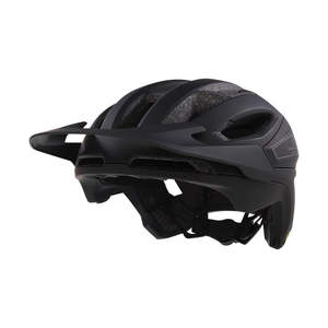 Protective Gear: Oakley DRT3 Trail Helmet.