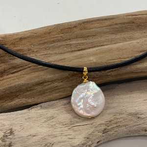 Jewellery: Aloha Coin Pearl Necklace