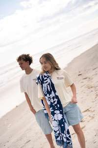 Oversized Beach Blanket - Mount Longboards