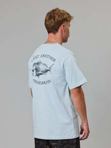 JUST ANOTHER FISHERMAN SNAPPER SEA TEE - STERLING BLUE