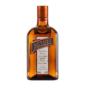 Liqueurs: Cointreau 700ml