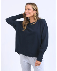 Everyday Essentials: Elm Divine Crew - Navy