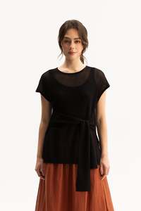 Wardrobe Capsule: Blacklist May Top - Black