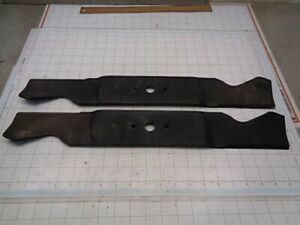 Blade: Cub Cadet 42" Side Discharge Blade set early LT1042