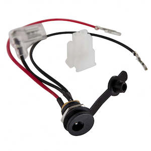 RAZOR PCXLR100 Charger Port