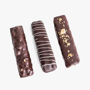 Chocolate Gifts: Premium Candy Bar Mix 3 Pack (Cookies/cream, Hazelnut Gianduja & Fluff Bar)