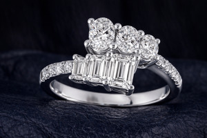 Diamond Trilogy Ring 3cts