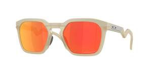 Sunglasses: Oakley 0OO9533 HSTN SQ Sunglasses