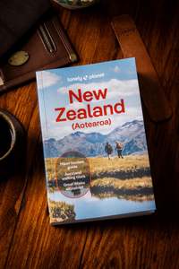 Adventure And Travel: Lonely Planet New Zealand