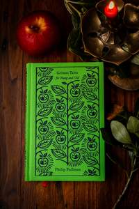 Classic Fiction: Grimm Tales (Clothbound)