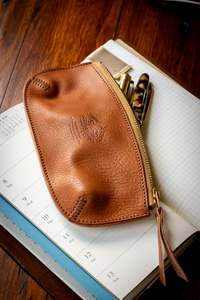 Fine Stationery: Leather Pen Case - Brown