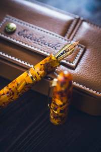Esterbrook: Estie Honeycomb - Gold Trim