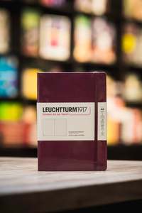 Leuchtturm1917: A5 Hard - Port Red Dotted