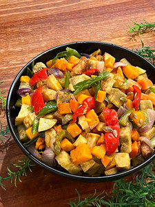 Products: Roast Veggie Salad www.munchpalmy.net