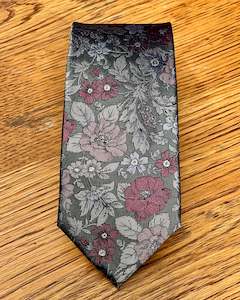 Accessories: Silandro | Pure Silk Tie | Dark Green Floral