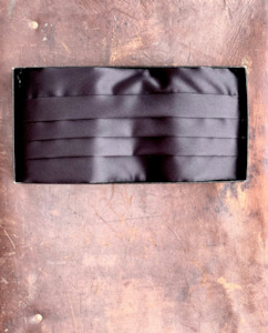 Black Tie Suit Hire New Zealand: BLACK TIE SUIT HIRE | Evening Tails Satin Cummerbund TO HIRE