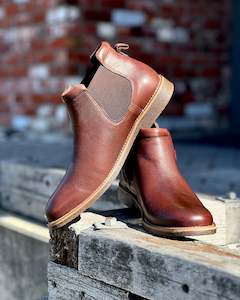 Leather Footwear For Men New Zealand: Ferracini | Gusset Boots | Genuine Leather | Mid-brown