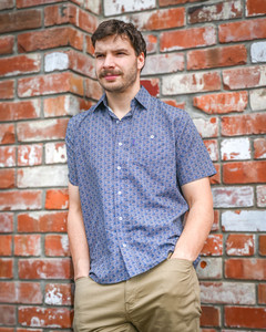Portobello Road | Short-sleeve Shirt | Iron-cheater Fabric | Blue Pattern
