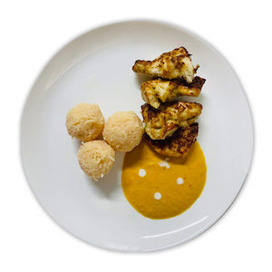 Products: PUMPKIN CHICKEN CURRY WITH BEETROOT RICE(FROZEN). - Muscle Chow