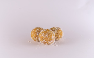 Products: Turmeric Coconut Protein balls - Muscle Chow