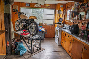 Richard Brimer: TE AWANGA KITCHEN SCENE