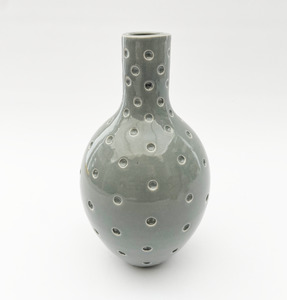 John Parker: #25-32 GREY SPOTTED BOTTLE