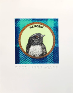 NZ NATIVE BIRD SOUVENIR BADGE - NZ ROBIN