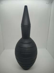 #24-2 MATT BLACK GROOVED BOTTLE