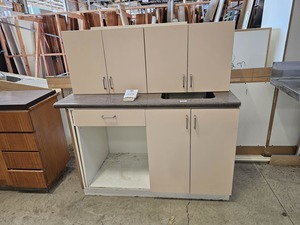 Products: Almond Ivory Kitchenette with Brown Mottled Top Musgroves