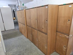 Wooden Locker (Bank of 3x2) Musgroves