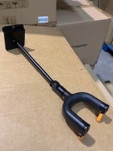 Studiomaster: Studiomaster SG720E Guitar Hanger (slat wall & screw)