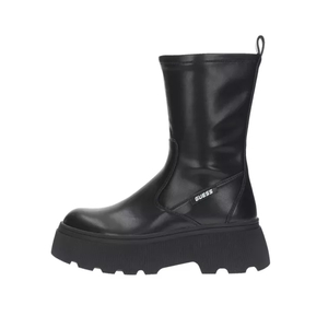 Products: Guess Women’s Black Ankle Boots – Sleek Fall & Winter Footwear