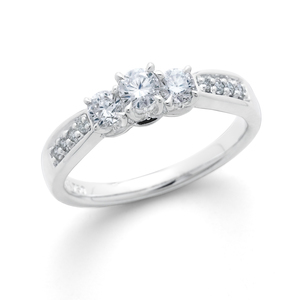 Products: Absolutely Stunning Three Diamond Gold Ring - MW Diamond Jeweller