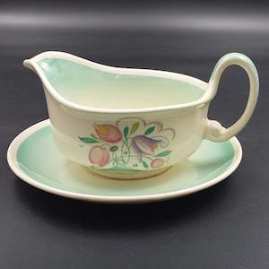Gravy Boat with Saucer: Susie Cooper - Dresden Spray, Blue/Green 1017 - Gravy Boat and Underplate