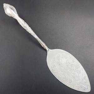 Silverware: Grosvenor - Gainsborough - Silver-plated Cake Slice